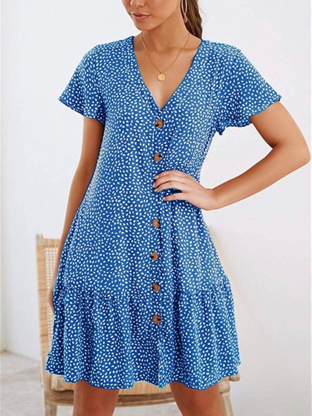 New (no tags) Women’s M polka dot button up v-neck loose fit dress